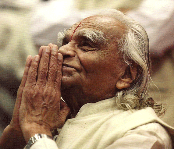 BKS Iyengar | Alignment Based Yoga