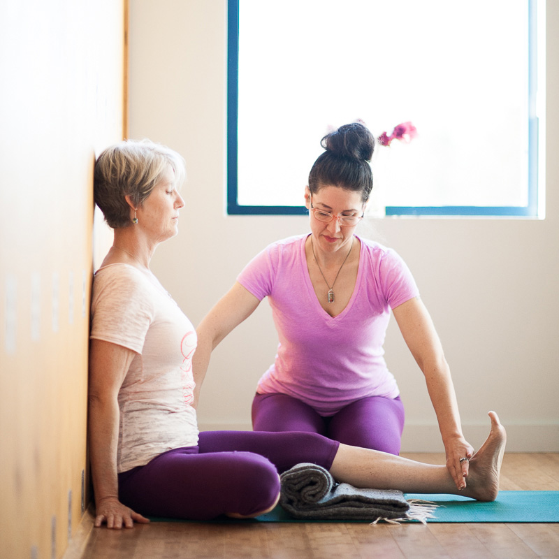 Yoga Therapy | For the knees | Purna Yoga with Letitia Walker Asheville, NC